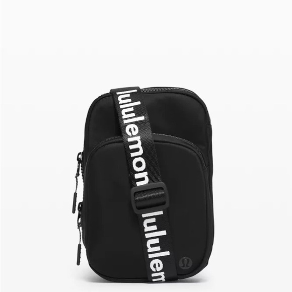 Lululemon The Rest Is Written Crossbody black logo strap - Picture 1 of 5